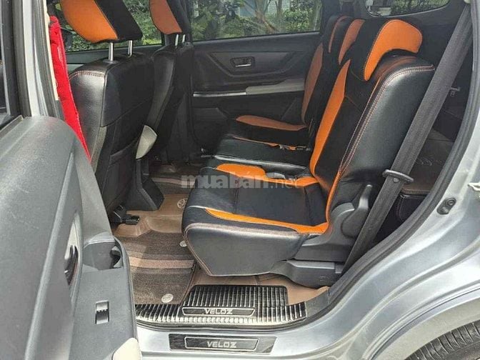 Toyota Veloz Cross 1.5 CVT TOP 2023,gia đình sử dụng mới 98%.