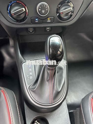 Hyundai Grand i10 2021 Grand 1.2 AT - 24000 km