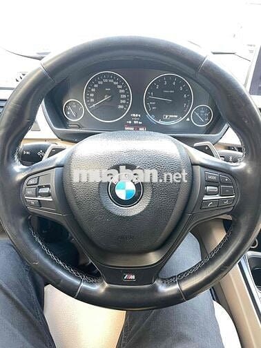 BMW 320i đời 2012 series 3 màu đen nội thất kem