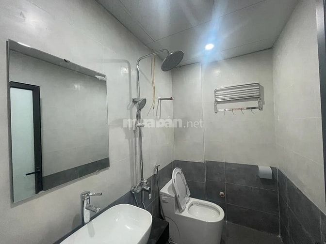 Bán nhà Quỳnh Đô 50m2 x 5 tầng, mặt tiền 4.5m, ngõ ô tô, giá 6.5 tỷ