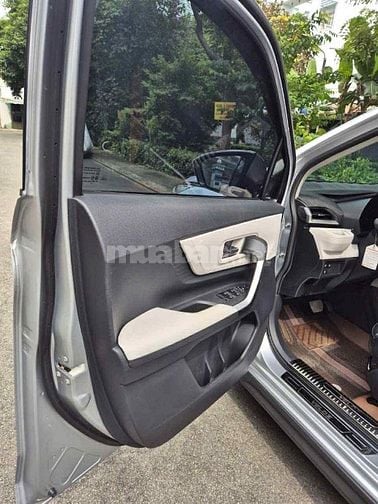 Toyota Veloz Cross 1.5 CVT TOP 2023,gia đình sử dụng mới 98%.