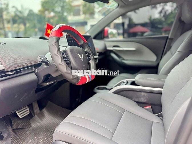 VinFast VF6 2025 Eco - 16.000 km sơn zin 100% keng