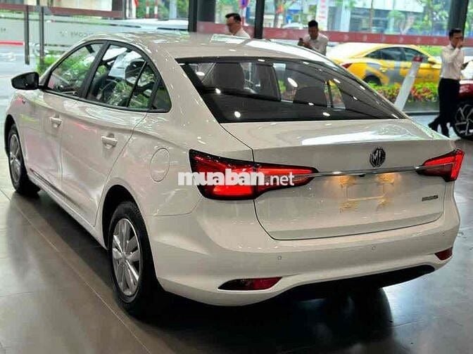 MG5 MT mẫu xe giá *** hiện tại