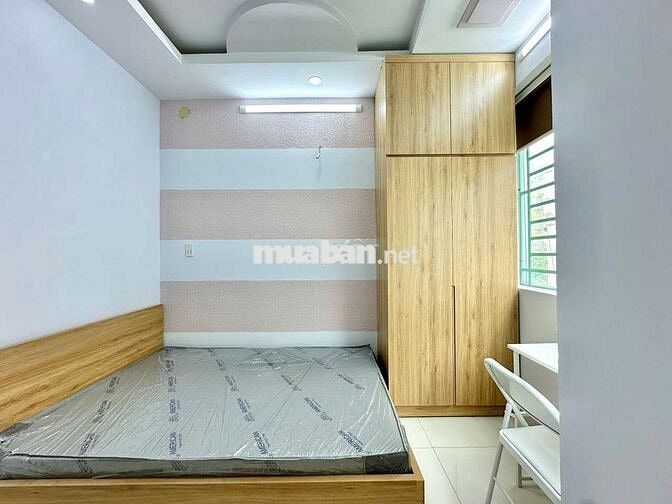 Trống phòng ban công thoáng - 30m2 - Full nội thất - Giá hạt dẻ