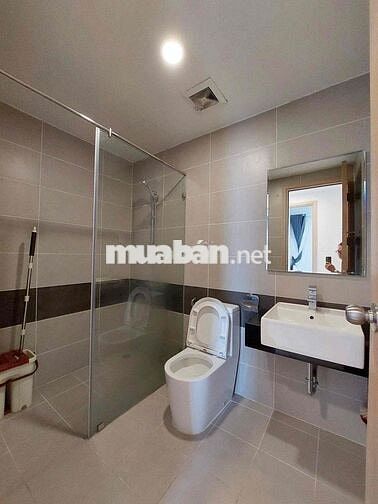 Cho thuê căn hộ 2 phòng ngủ 2WC. chung cư Orchard Garden. p9 Phú Nhuận