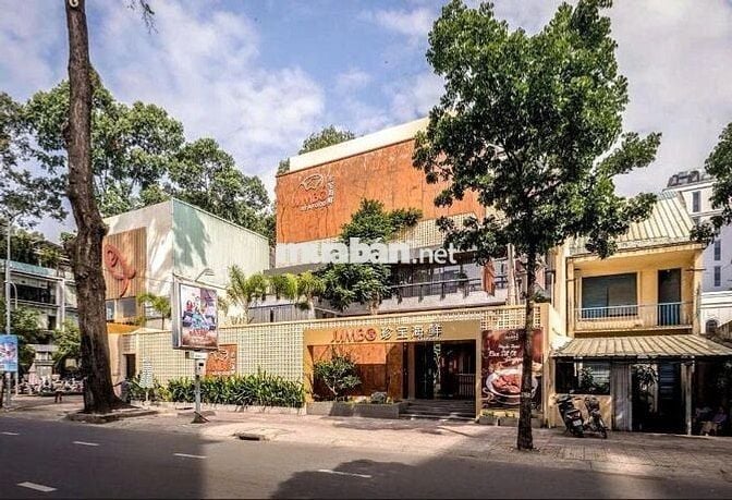 MT Lê Văn Sỹ, phường 10, quận Phú Nhuận