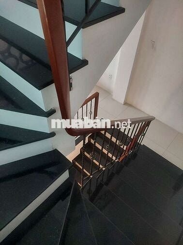 Bán nhà 4t mặt tiền Lý Thái Tổ,TK, ĐN