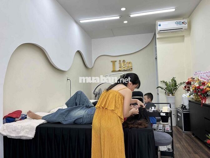 SANG MẶT BẰNG TIỆM NỐI MI - PHUN XĂM TẠI NGÃ 4 NGUYỄN VĂN LƯỢNG GIAO L