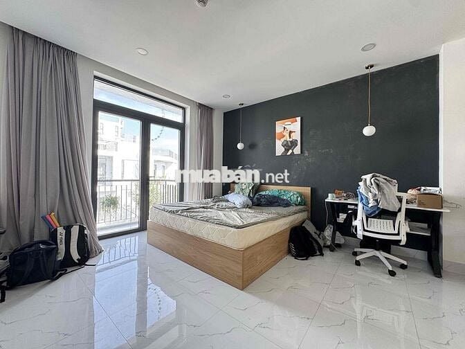 Chính chủ cho thuê chdv gần TDTU, RMIT, Cresent mall, SeCC. ViVoCity