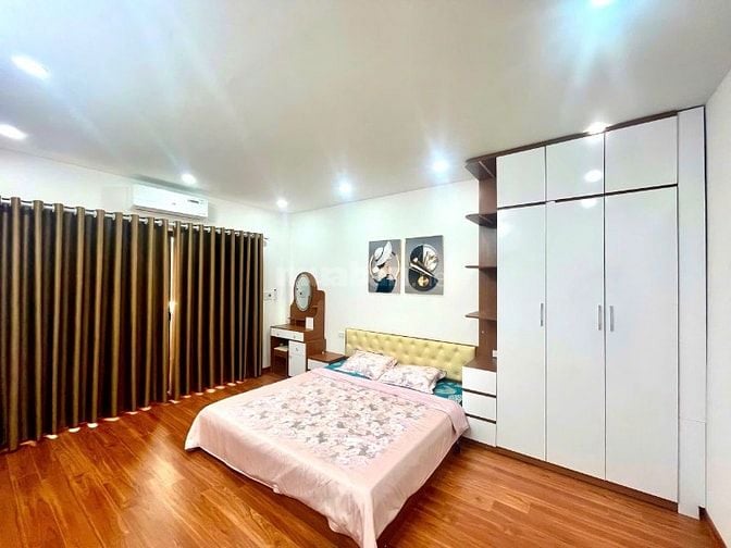 BÁN NHÀ NGÕ 98 ĐÀM QUANG TRUNG, FULL NỘI THẤT (35m2 – GIÁ 7 TỶ 9)