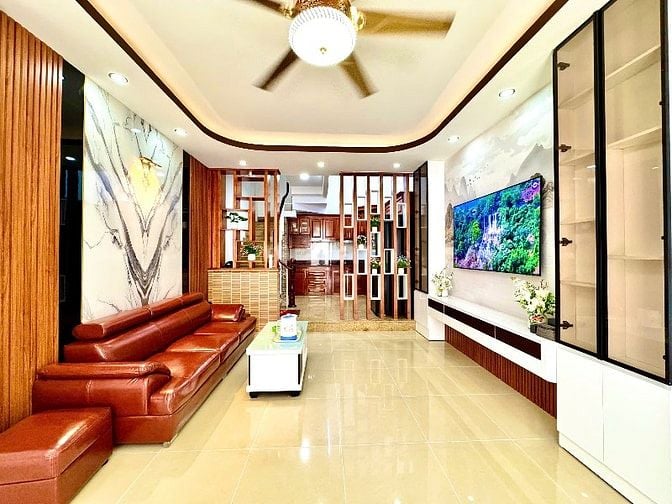 Chính chủ bán nhà 178/21E Phan Đăng Lưu,T.Kế hiện đại Full nội thất