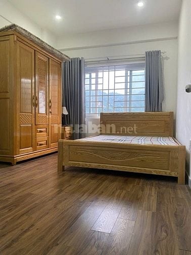 Cho thuê chung cư 2 phòng ngủ gần trường ĐH Bách khoa