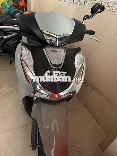 Honda SH125i Xám 4898 km