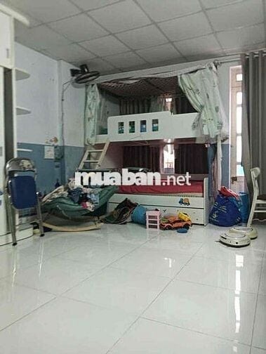 nhà mới đẹp 1 lầu 2pn 2wc hẻm xe hơi đ tam bình