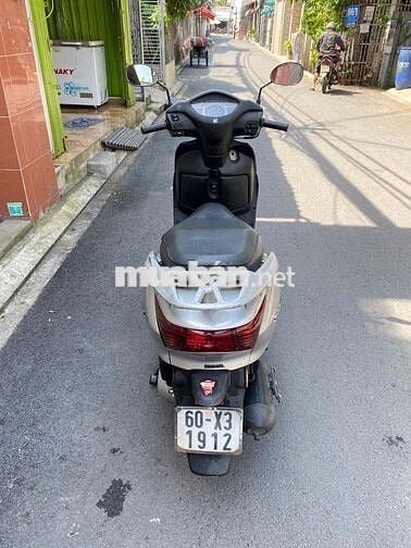 Honda Lead màu Bạc