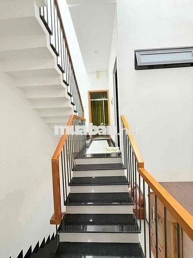 chủ bán gấp nhà hiếm ngang 6mx15x4 tầng ngay đường phú thuận  6,9 tỷ