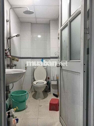 nhà mới đẹp 1 lầu 2pn 2wc hẻm xe hơi đ tam bình