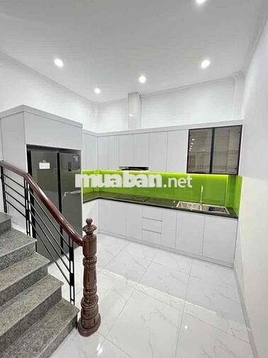 Bán nhà Tây Sơn, 30m ra mặt phố, đường ô tô, ngõ 3 gác thẳng tắp, ở lu