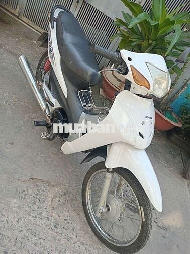 Honda Wave 110 HQ màu Trắng
