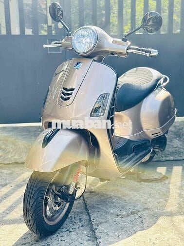 Piaggio Vespa GTS 125 2015 3VAL IE Vàng đồng