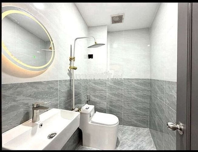 chủ bán gấp nhà hiếm ngang 6mx15x4 tầng ngay đường phú thuận  6,9 tỷ