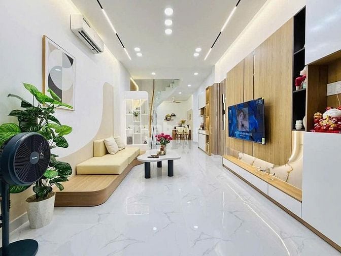 Siêu phẩm nhà đẹp 70,6m² đường Phan Huy Ích, P15, Tân Bình. Xây 3 tầng