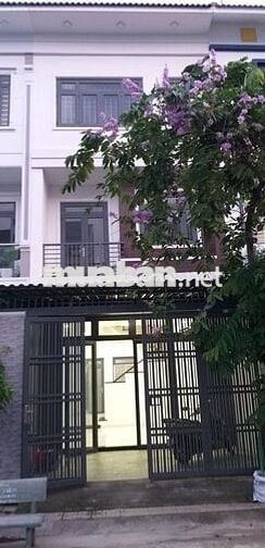 Cho thuê nhà nguyên căn gần chợ đầu mối Thủ Đức, không tăng giá