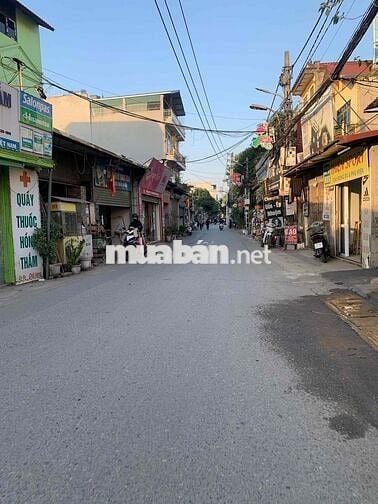 Bán mảnh đất gần chợ Mai Hiên, mặt tiền 4,8m, ngõ thông. Hơn 4 tỉ