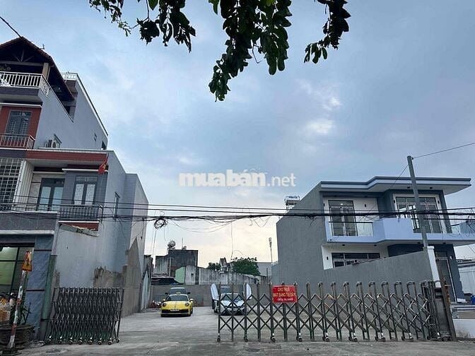 đất mặt tiền 6*26 vuông vức đẹp khu vực sầm uất