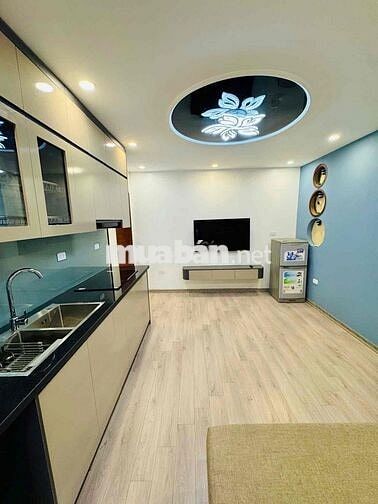 Bán tập thể Nguyễn Chính 65m, sát mặt phố, ô tô đỗ chân cầu thang, 2 n