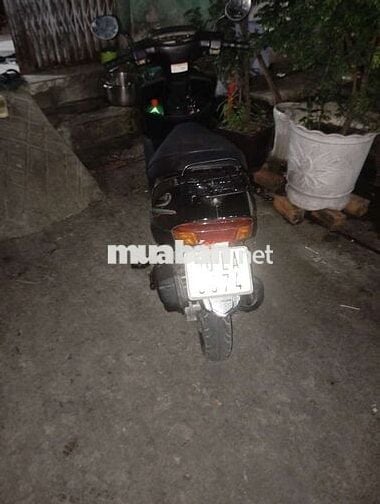 Nhà trât  nên cần ban