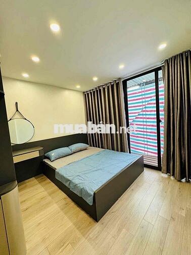 Bán tập thể Nguyễn Chính 65m, sát mặt phố, ô tô đỗ chân cầu thang, 2 n