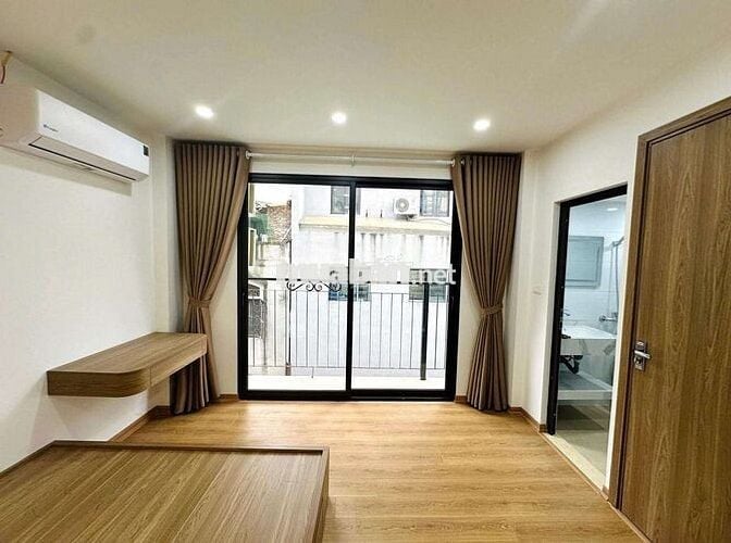 NHÀ ĐẸP VÕ CHÍ CÔNG - HOÀNG QUỐC VIỆT Ô TÔ ĐỖ CỬA 5 TẦNG GIÁ HƠN 7 TỶ.