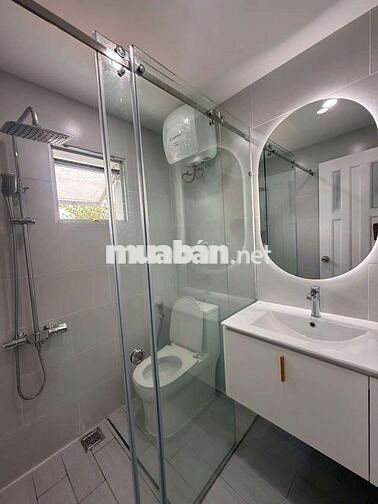 CĂN HỘ 2 PHÒNG NGỦ - 2WC - BAN CÔNG THOÁNG MÁT NGAY TRUNG TÂM QUẬN 7