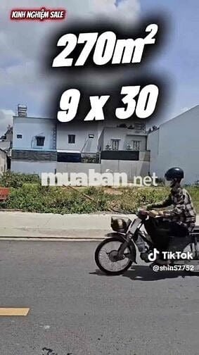 ĐỪNG ĐỂ CON MÌNH LỚN LÊN TRONG CẢNH THUÊ TRỌ, MT 270m2 chỉ 820tr