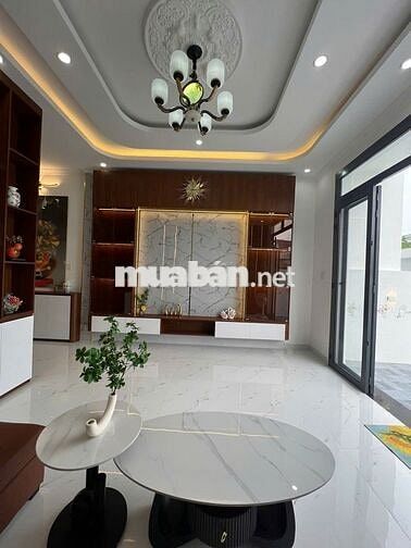 Bán biệt thự mini 200m2/ nhình 2 tỷ, SHR, Ô TÔ ngủ trong nhà