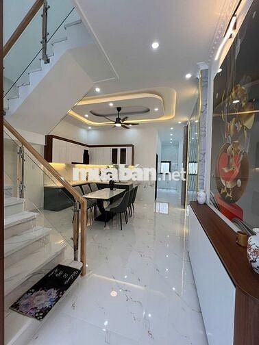 Bán biệt thự mini 200m2/ nhình 2 tỷ, SHR, Ô TÔ ngủ trong nhà