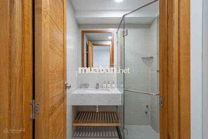 Cho thuê căn hộ 1PN quận 1 Trần Hưng Đạo full nội thất cửa sổ thoáng