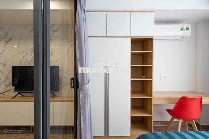 Cho thuê căn hộ 1PN quận 1 Trần Hưng Đạo full nội thất cửa sổ thoáng