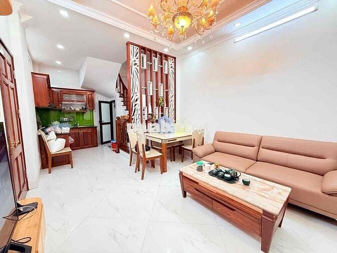 LÔ GÓC 2 THOÁNG  – FULL NỘI THẤT VIP – TRUNG TÂM BA ĐÌNH