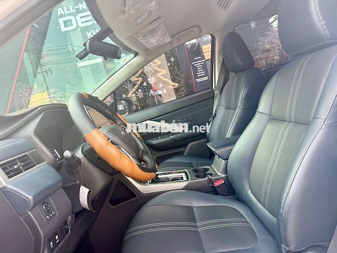 Mitsubishi Xpander Cross 2025 Trắng - Od 14500 km