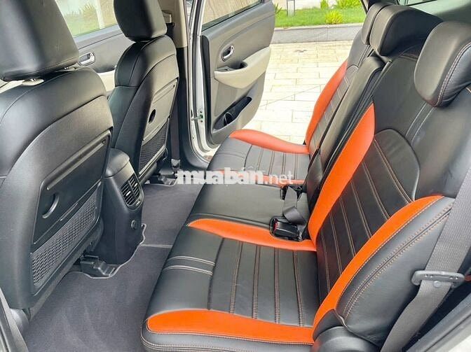 Kia Rondo 2018 2.0 GAT - 80,000 km xe cực cọp.