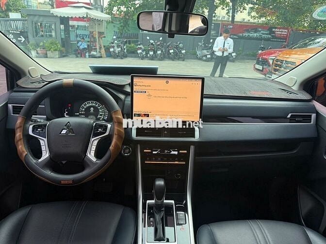 Mitsubishi Xpander Cross 2025 Trắng - Od 14500 km