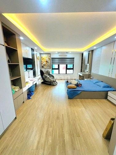 GẤP - Ba Đình - 50M - 7 Tầng - Mt 4,5M - đường hè 10M - Kd đỉnh