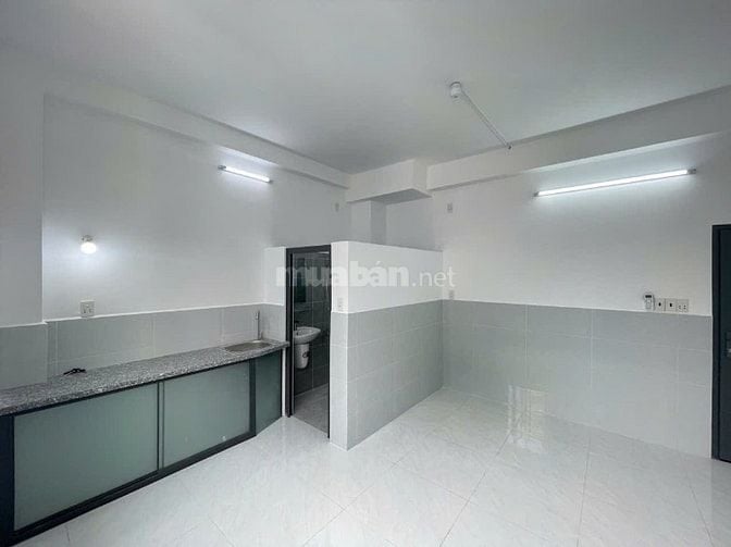 CHDV 6 Tầng - 25 Phòng - Dòng Tiền 1.2 Tỷ/Năm - SHR - HIẾM