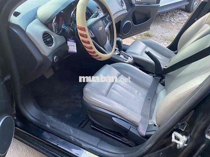 Chevrolet Cruze 2015 màu đen
