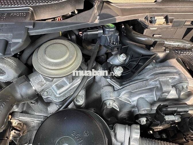 Mercedes Benz E Class 2011 E300 - 130000 km