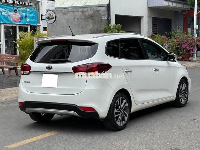 Kia Rondo 2018 2.0 GAT - 80,000 km xe cực cọp.