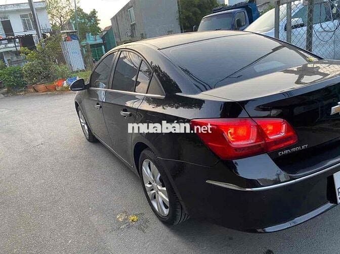 Chevrolet Cruze 2015 màu đen