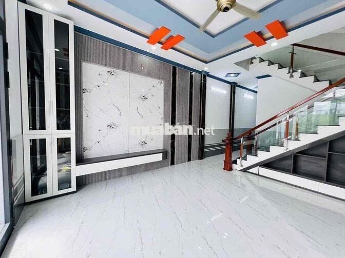 Bán nhà mặt tiền đường Đoàn Văn Diệu. cách chợ Bình Chánh 15p